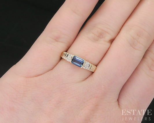 10k Yellow Gold Natural Blue Topaz & Diamond Ladies Band Ring 1.8g i19011b