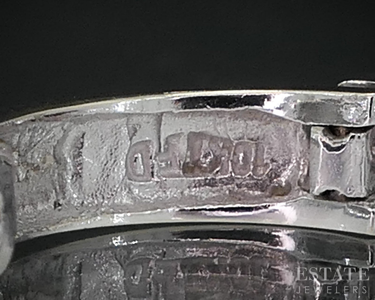 10k White Gold Round Natural .15ctw Diamond Hinged Hoop Earrings 2.6g i19025b