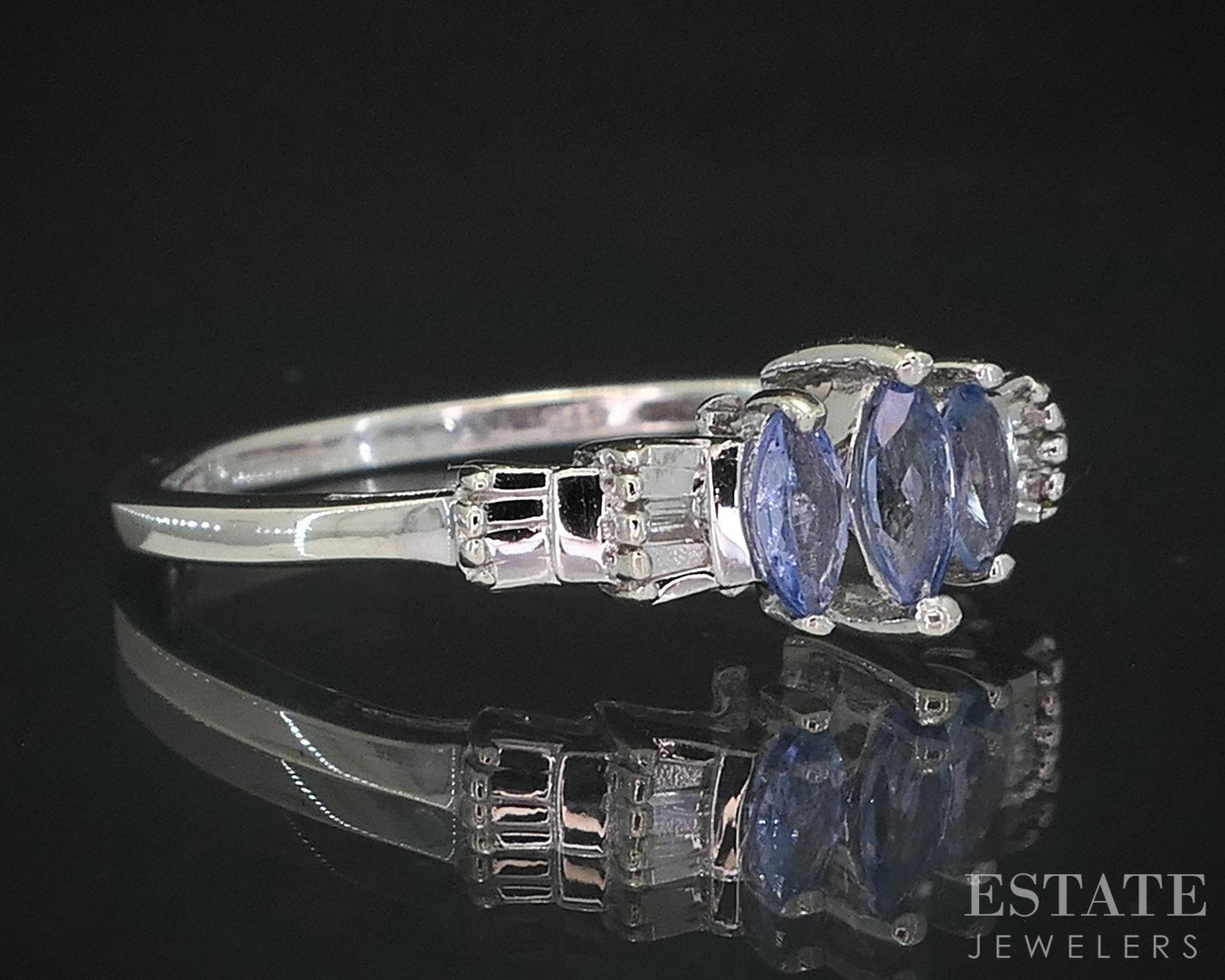 10k White Gold Marquise Natural Tanzanite & Diamond Ladies Ring 1.8g i19027b