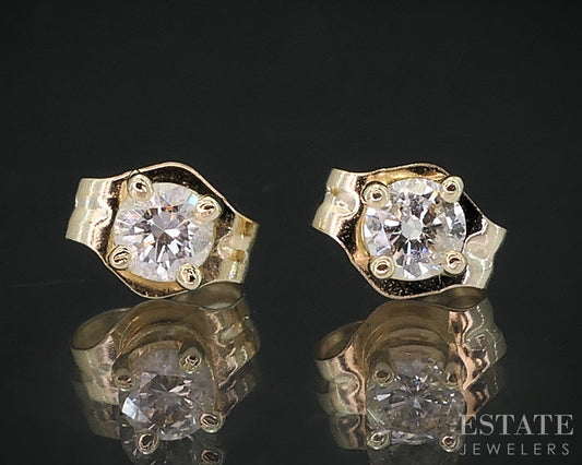 14k Yellow Gold Round Natural .16ctw Diamond Stud Earrings i19114