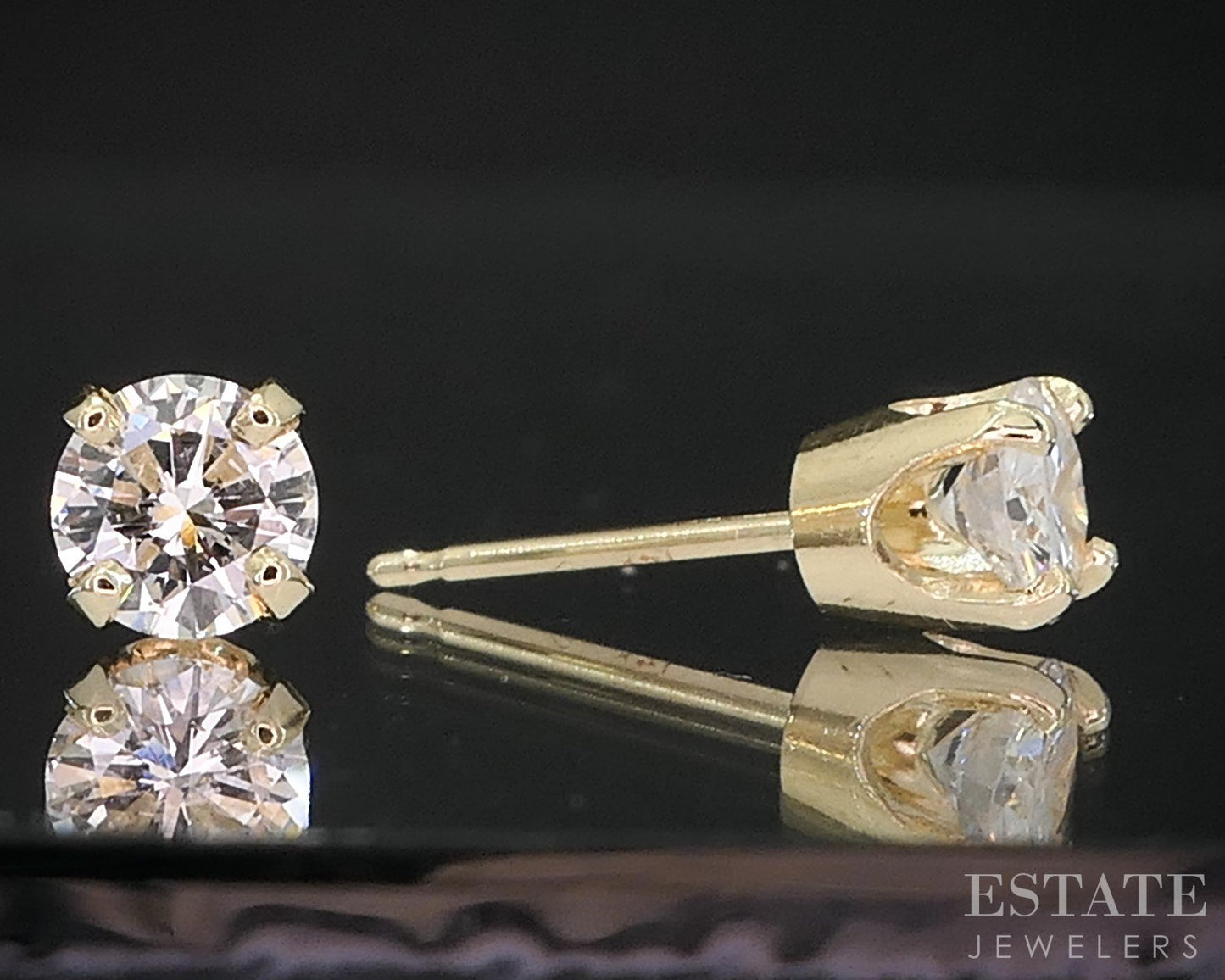 14k Yellow Gold Round Natural .62ctw Diamond Stud Earrings i19214