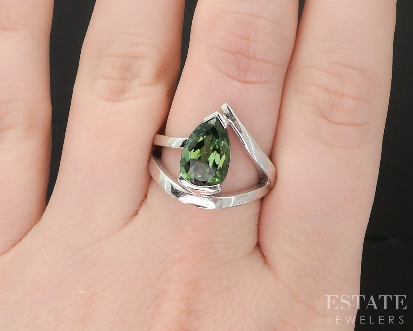 18k White Gold Pear Natural Green Tourmaline Ladies Bypass Ring 7.8g i19304