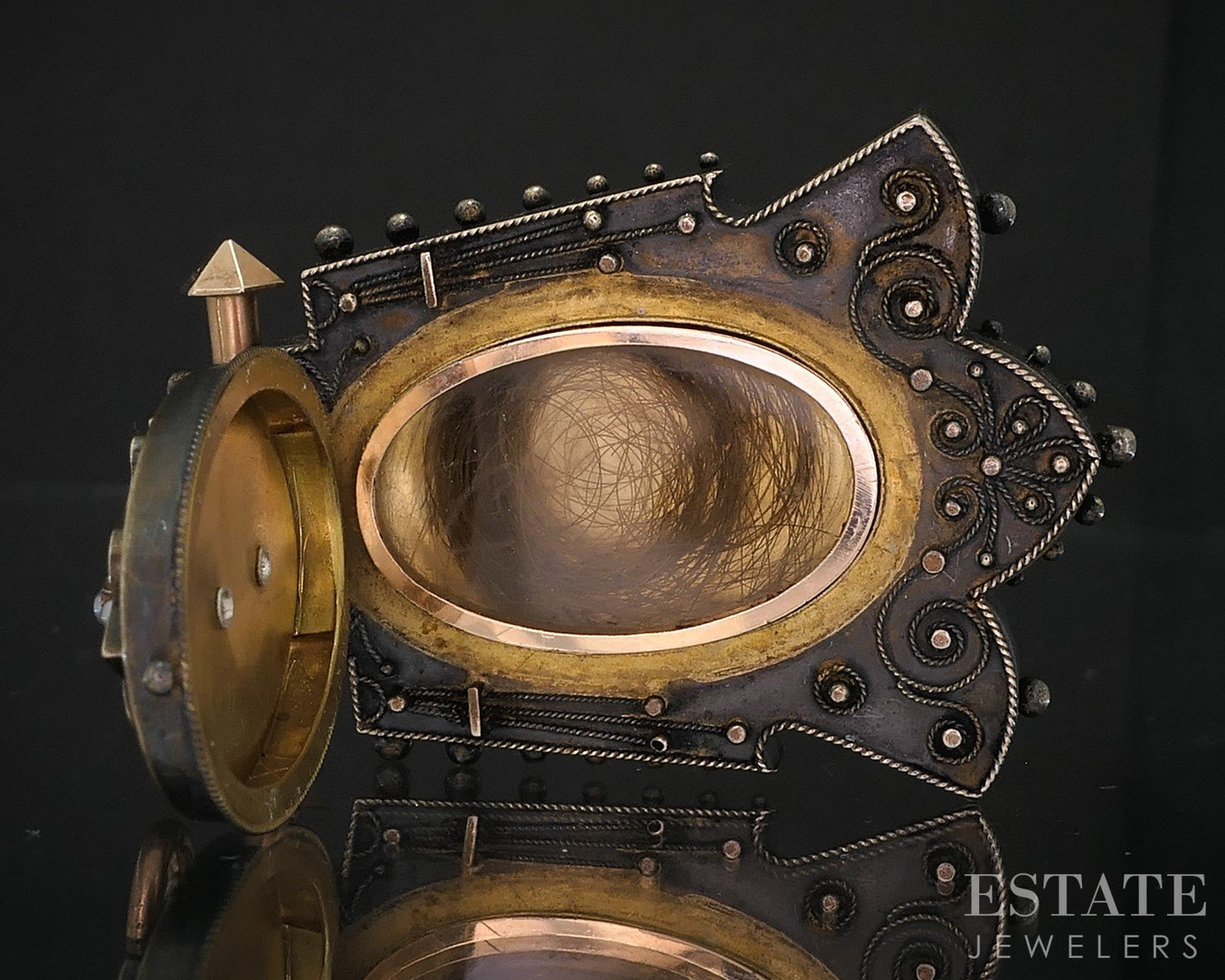 Antique Victorian 14k Yellow Gold Etruscan Revival Hair Mourning Locket i19317