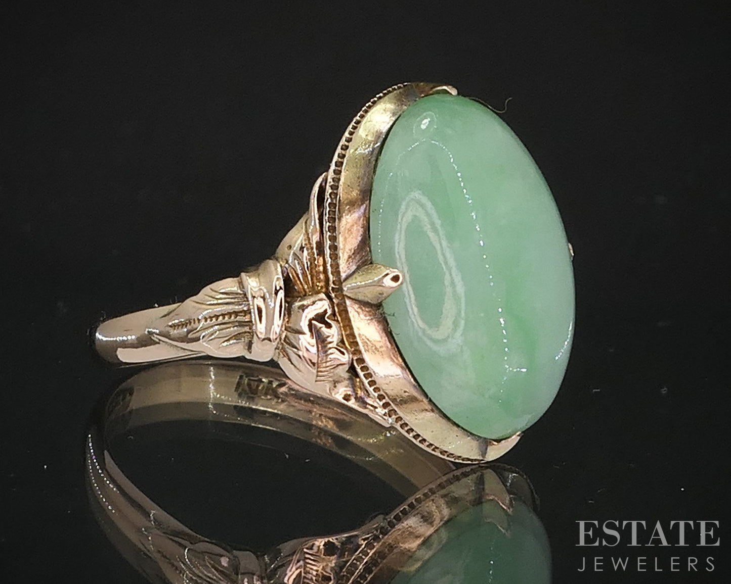 Vintage 14k Yellow Gold Oval Natural Jadeite Jade Ladies Ring 4.6g p83564