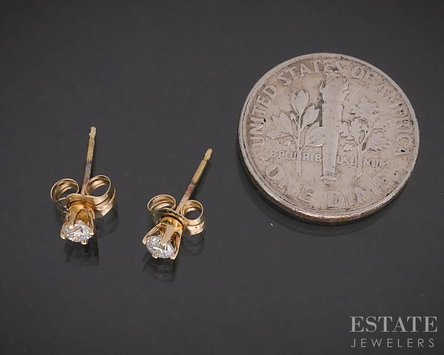 14k Yellow Gold Round Natural .20ctw Diamond Stud Earrings i19389b