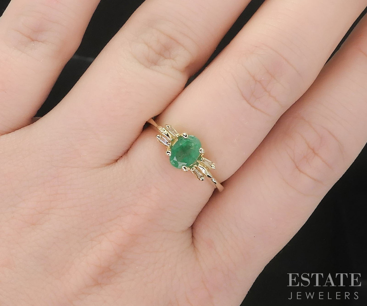 14k Yellow Gold Oval Natural Emerald & Diamond Ladies Ring 2.6g i19447b