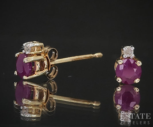 10k Yellow Gold Natural Ruby & Diamond Stud Earrings 0.6g i19443b
