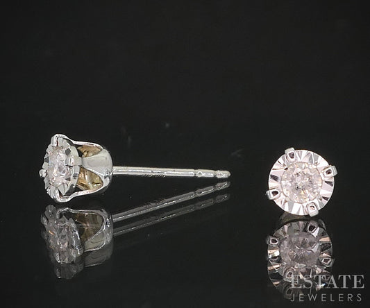 10k White Gold Round Natural .10ctw Diamond Stud Earrings i19437b