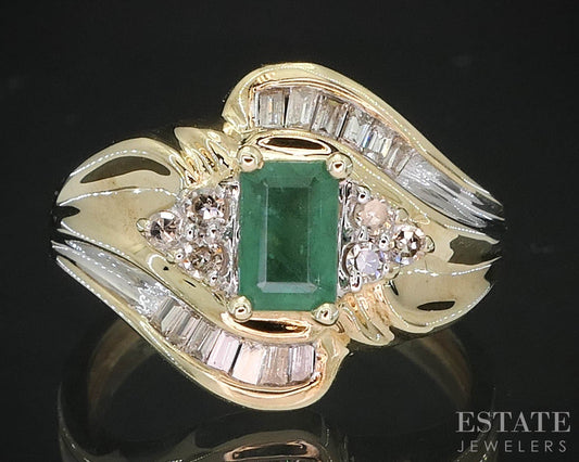 10k Yellow Gold Natural Emerald & Diamond Ladies Ring 3.2g i19537b