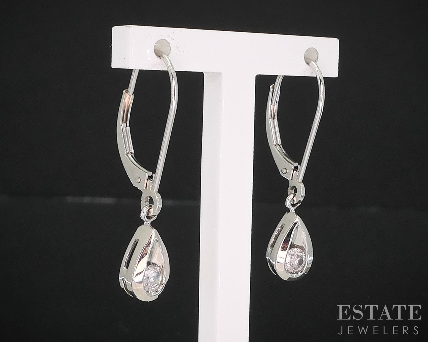 14k White Gold Natural .28ctw Diamond Tear Drop Dangle Earrings 2g i19557b