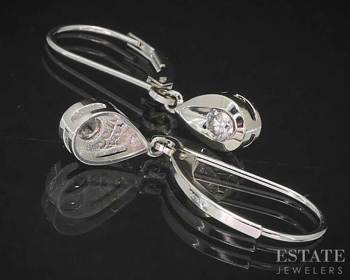 14k White Gold Natural .28ctw Diamond Tear Drop Dangle Earrings 2g i19557b