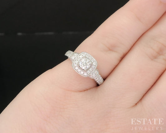 14k White Gold Round Natural .56ctw Diamond Vera Wang Engagement Ring 3g i19577