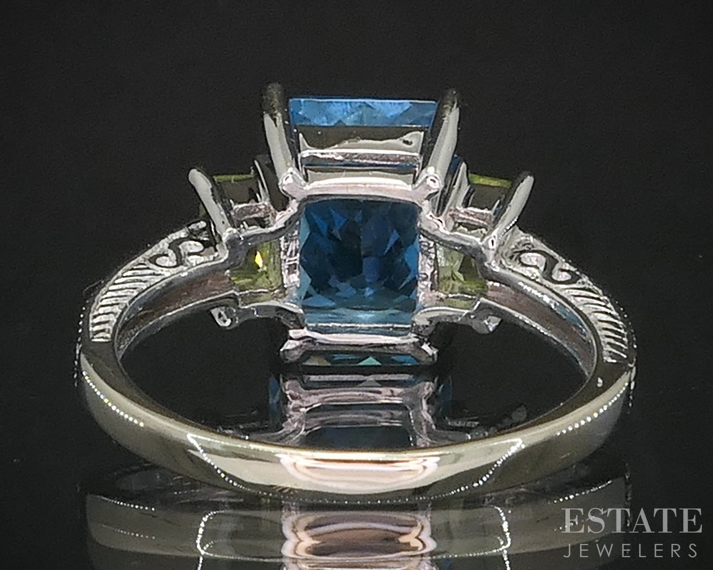 14k White Gold EFFY Natural Blue Topaz & Peridot Ladies Ring 5.2g i19912b