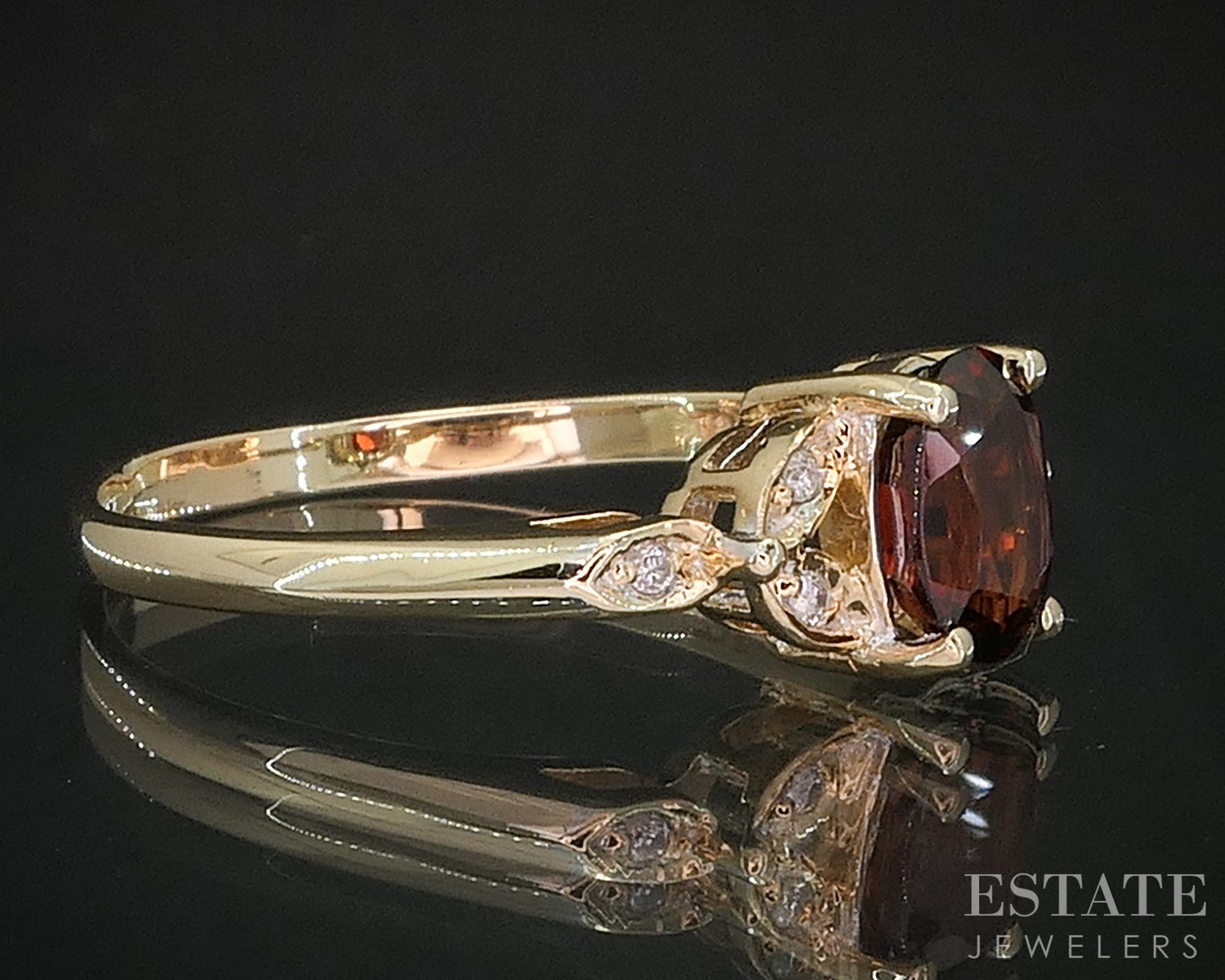10k Yellow Gold Oval Natural Garnet & Diamond Ladies Ring 2.2g i19898b