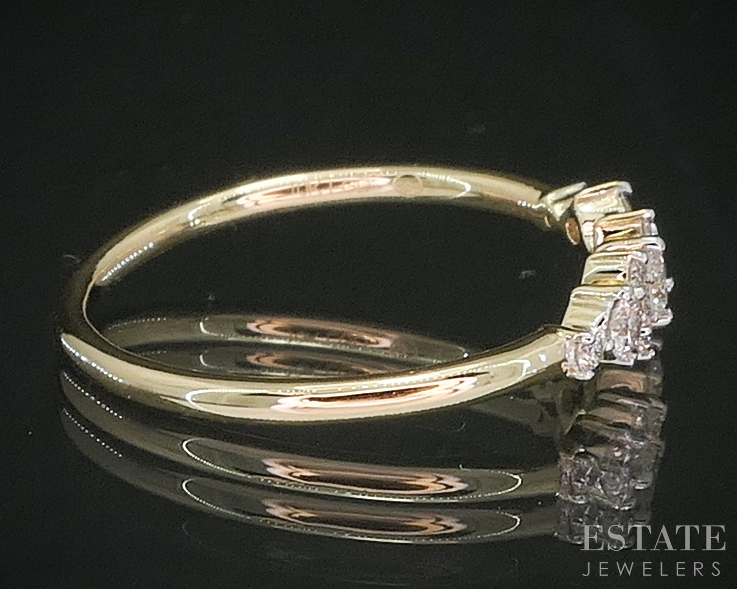 10k Yellow Gold Lab Created .27ctw Diamond Scattered Ladies Band Ring 1g i19947