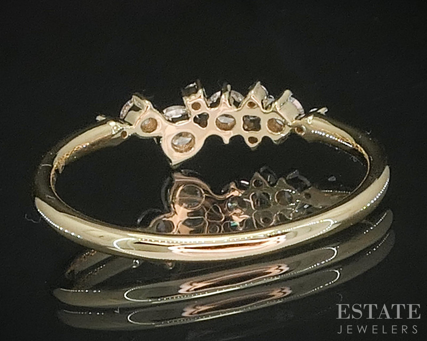 10k Yellow Gold Lab Created .27ctw Diamond Scattered Ladies Band Ring 1g i19947