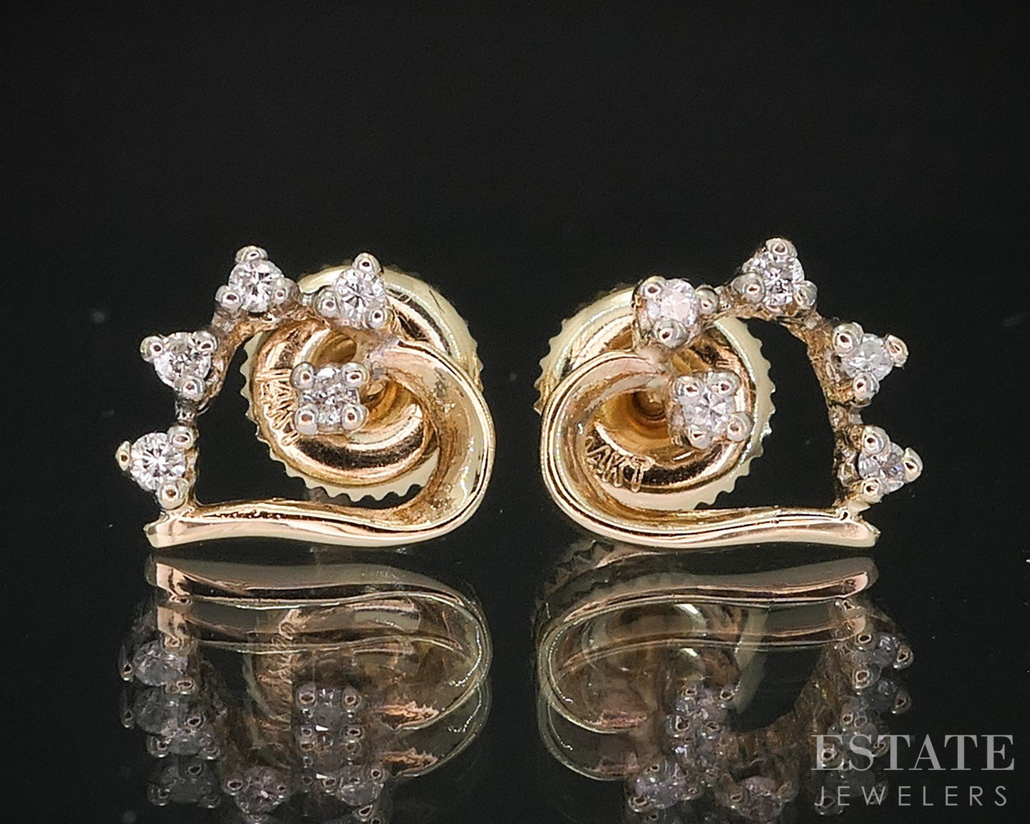 14k Yellow Gold Natural .10ctw Diamond Heart Screw Back Earrings i19977b
