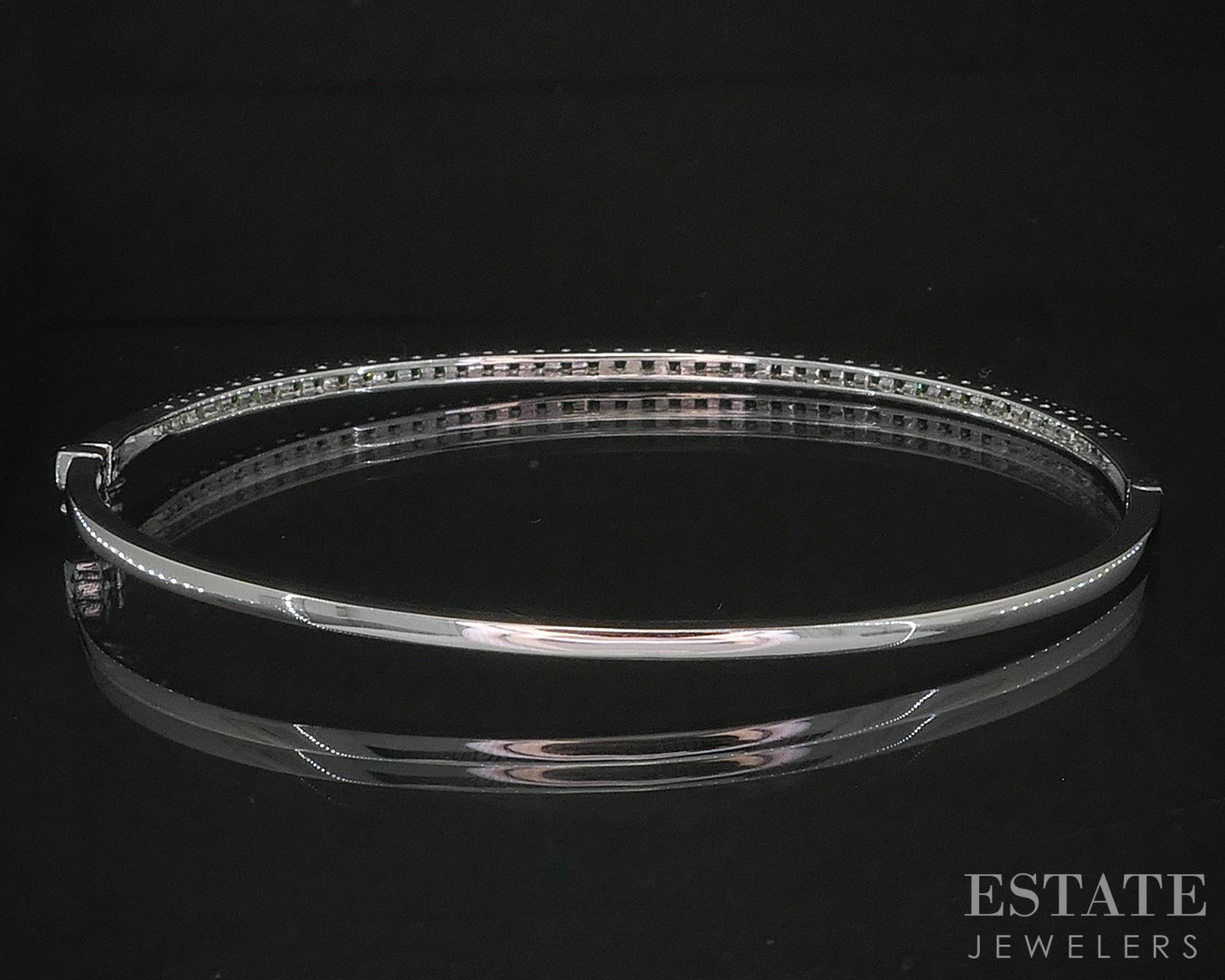 14k White Gold Round Natural Tsavorite Garnet Hinged Bangle Bracelet 6.3g i20081