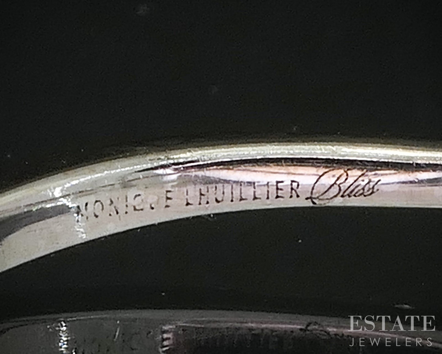 18k White Gold Natural .06ctw Diamond Monique Lhullier Wedding Band 2.1g i20204