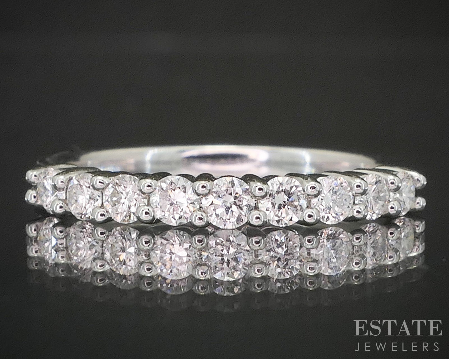 14k White Gold Round Natural .40ctw Diamond Ladies Wedding Band 2.4g i20326