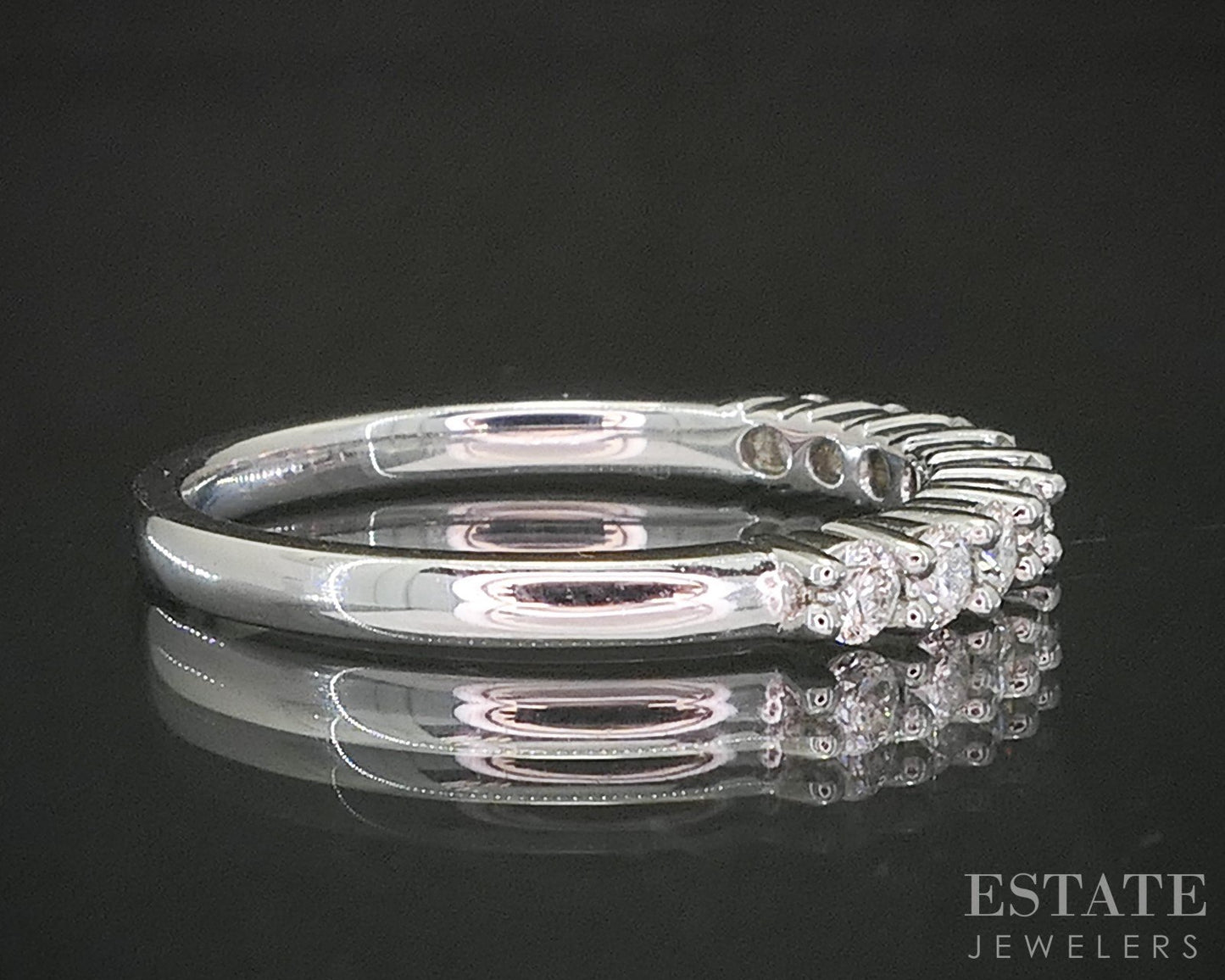 14k White Gold Round Natural .40ctw Diamond Ladies Wedding Band 2.4g i20326