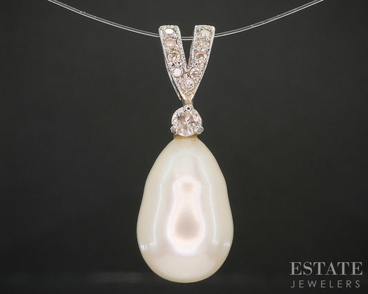 18k White Gold Freshwater Pearl & Diamond Ladies Pendant 1.8g i20324