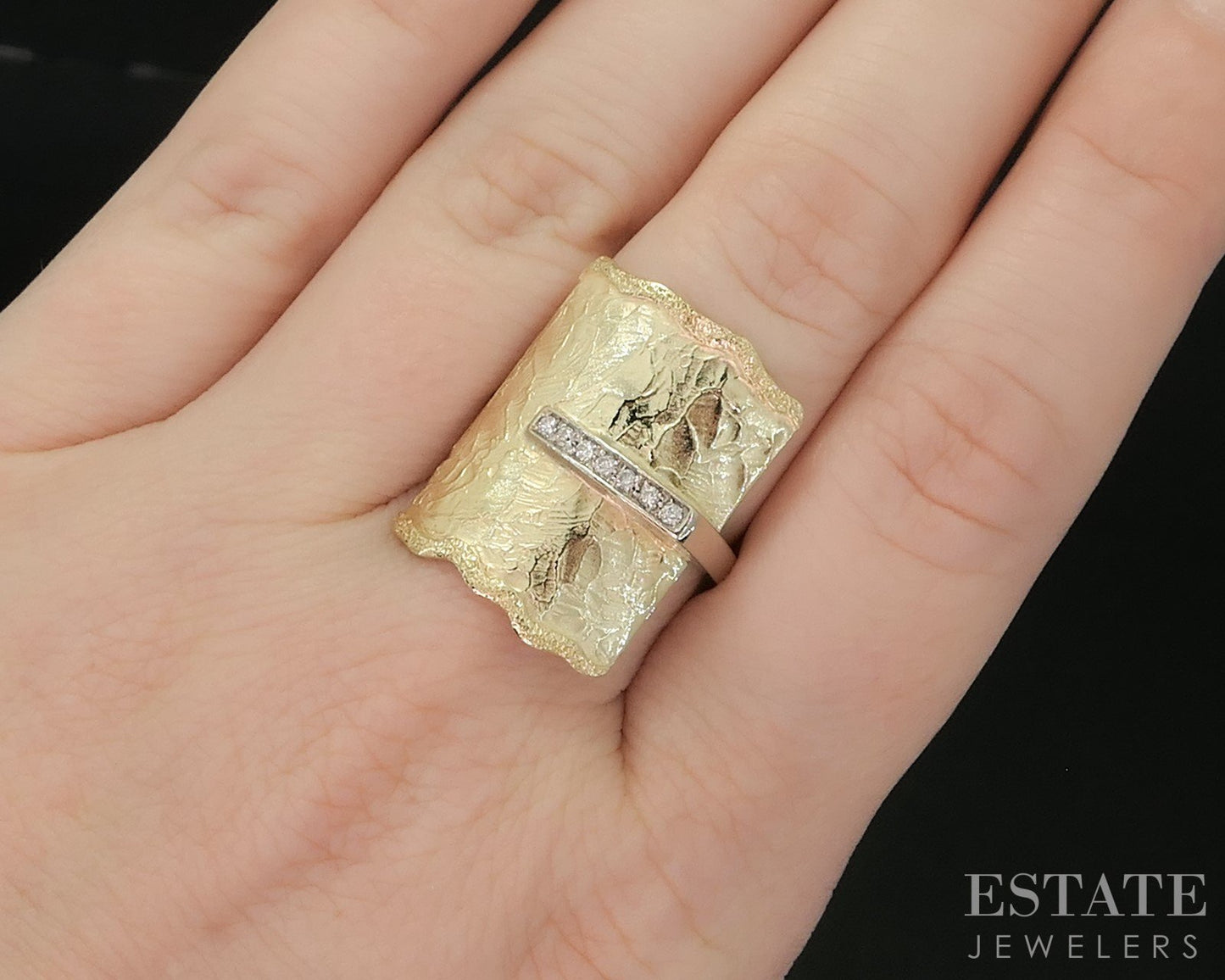 14k Yellow & White Gold Natural .07ctw Diamond Textured Shield Ring 6.9g i20333