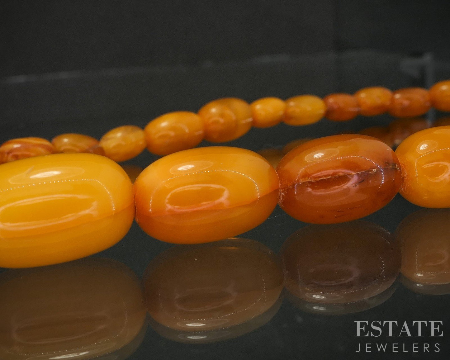 Vintage Natural Butterscotch Amber Graduated Oval Beaded Necklace 25"L i20322