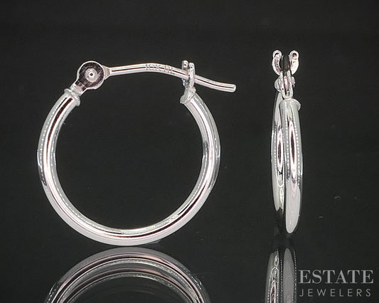 10k White Gold 1.3mm Smooth Hoop Huggie Ladies Earrings 0.5g i20352b