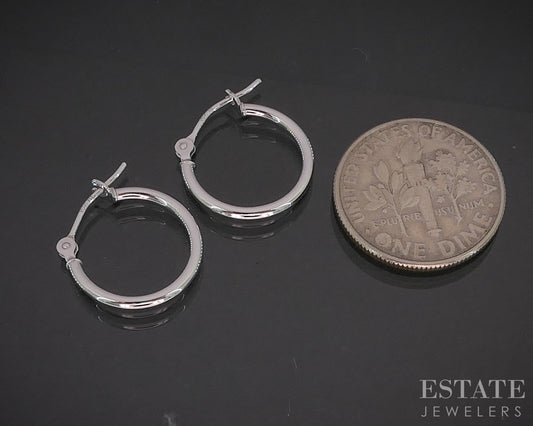 10k White Gold 1.3mm Smooth Hoop Huggie Ladies Earrings 0.5g i20352b
