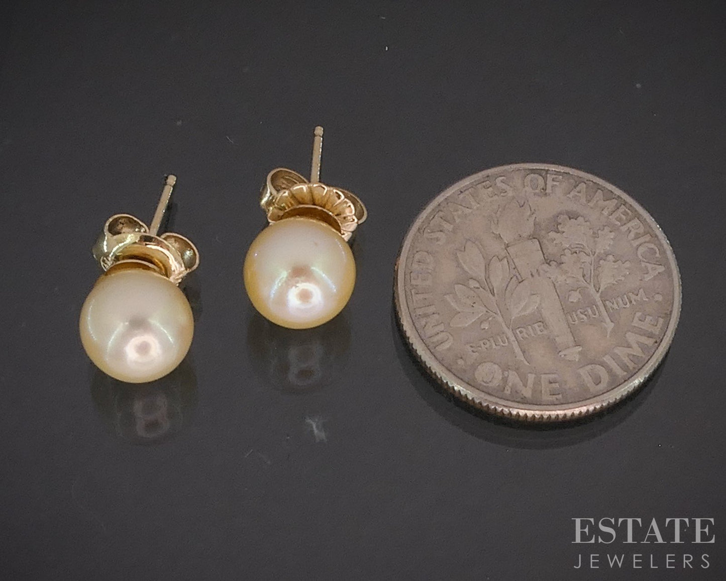 14k Yellow Gold 6.8mm Cultured Pearl Stud Earrings i20360b