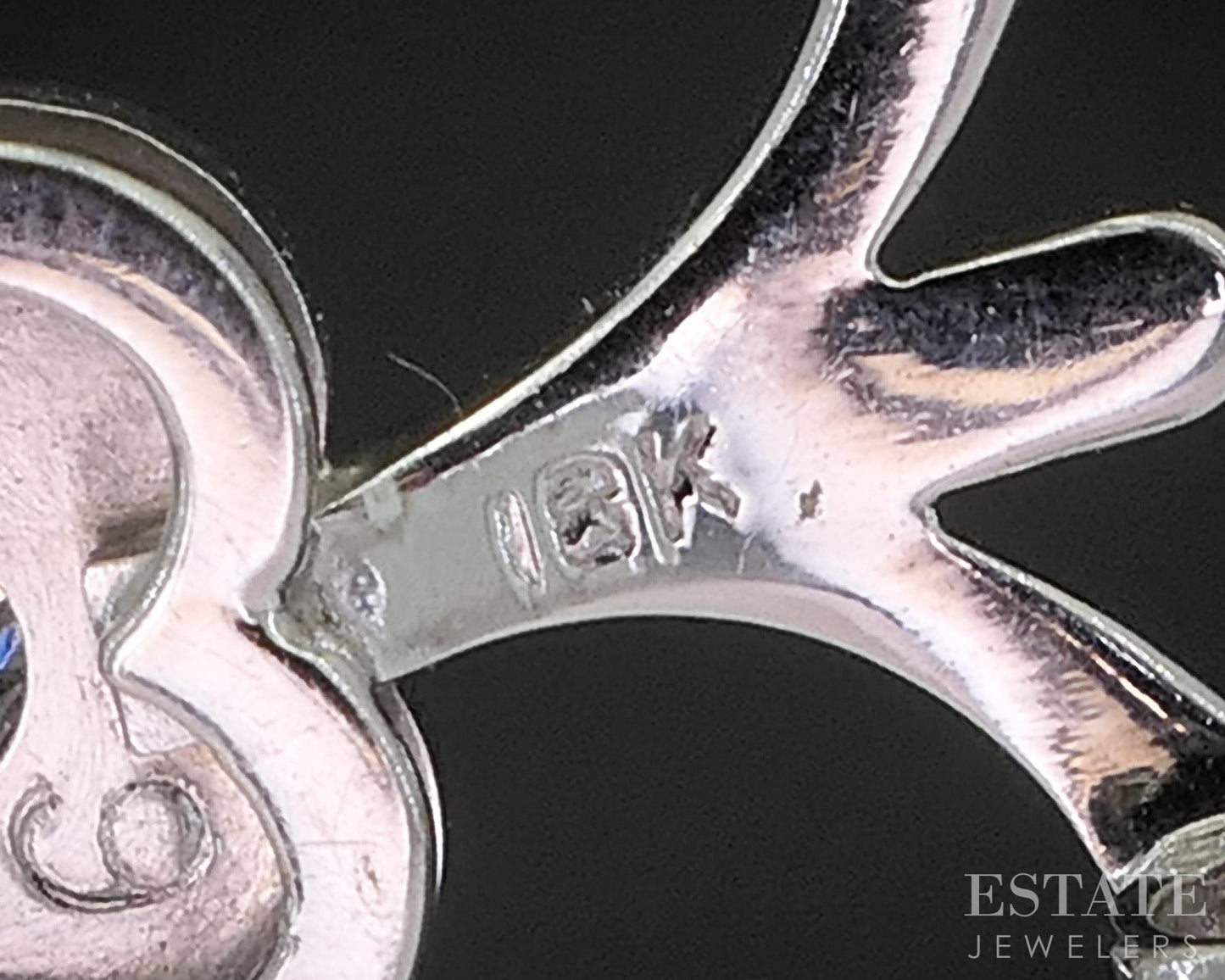 Vintage 18k White Gold Natural .15ct Diamond Heart Ladies Pendant 0.7g i20362b