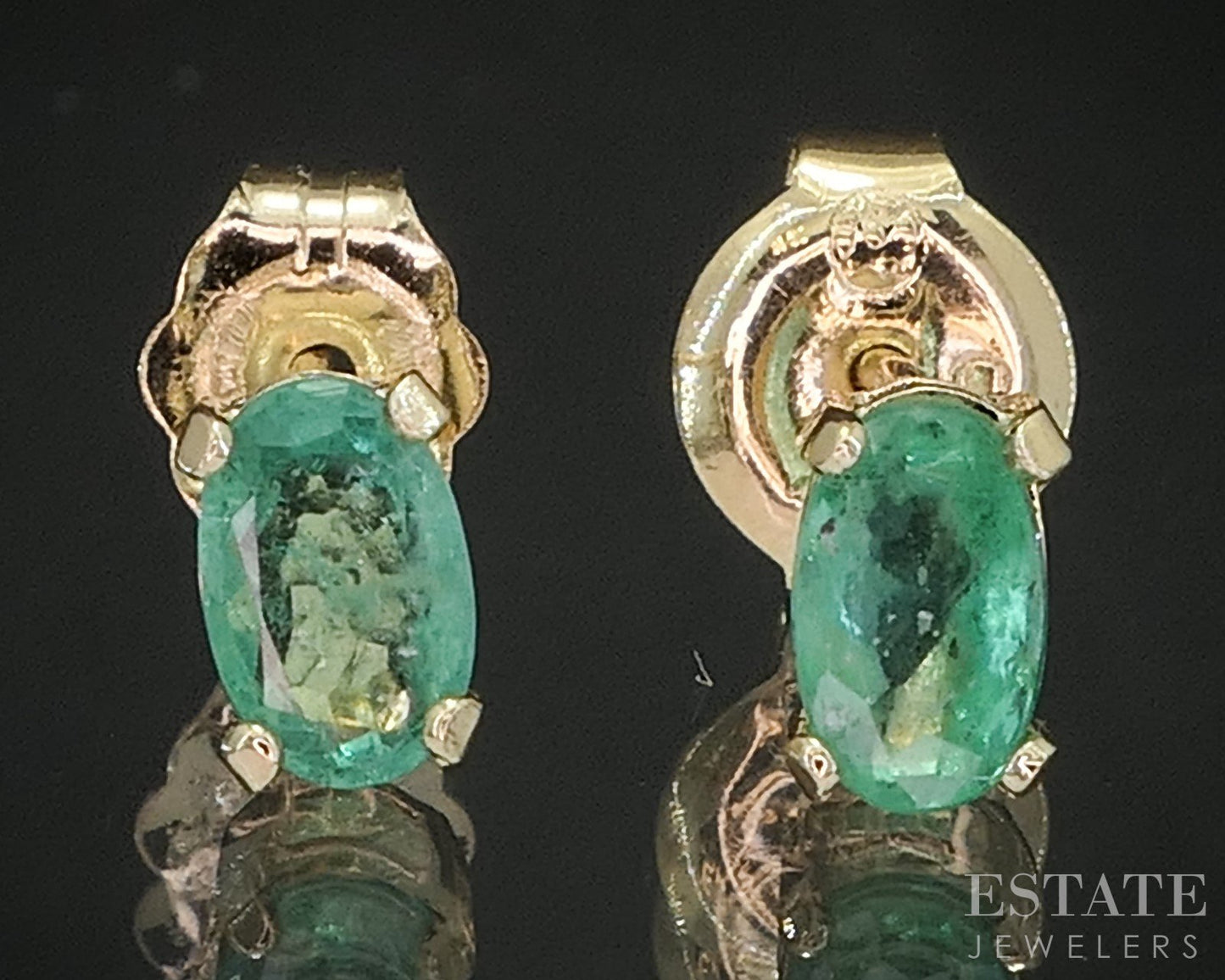 14k Yellow Gold Oval Natural Emerald Stud Ladies Earrings 0.6g i20359b
