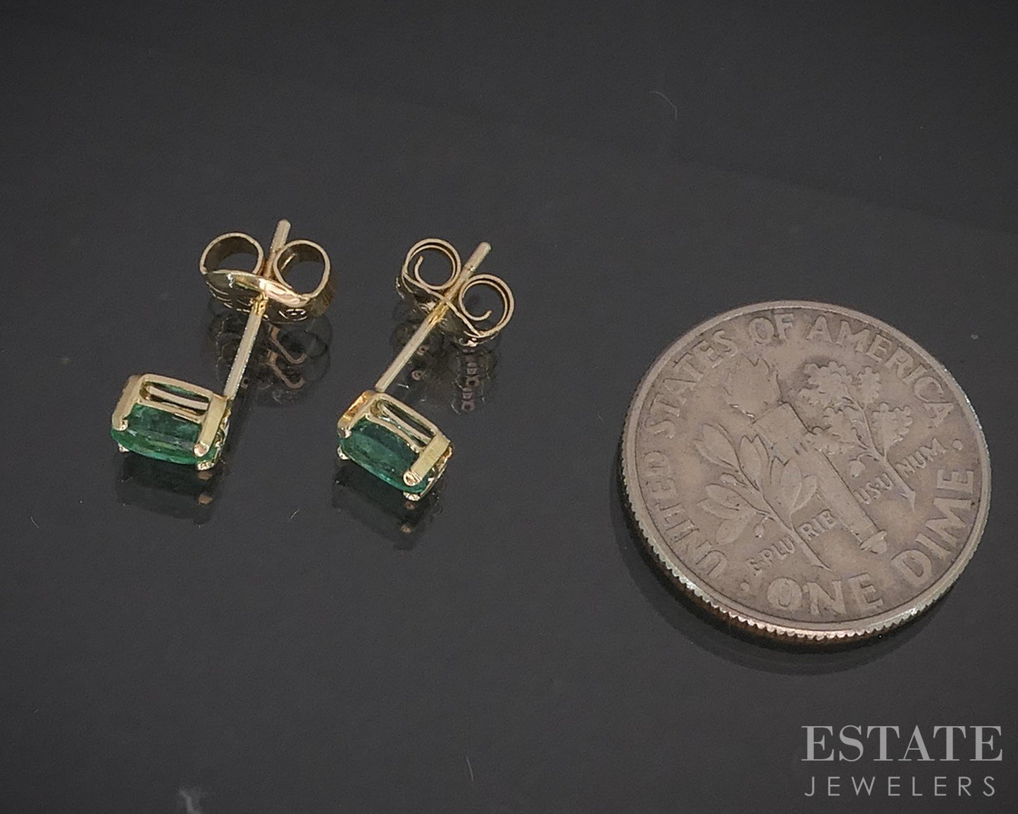 14k Yellow Gold Oval Natural Emerald Stud Ladies Earrings 0.6g i20359b