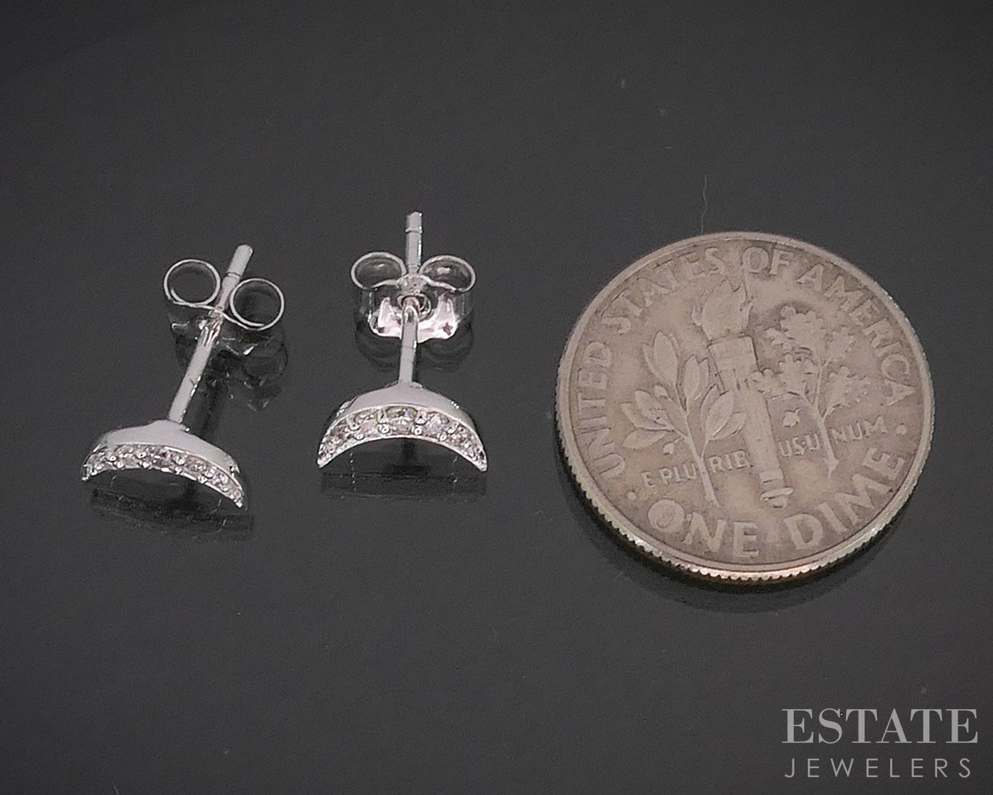 10k White Gold Lab Created .11ctw Diamond Crescent Moon Stud Earrings p14995