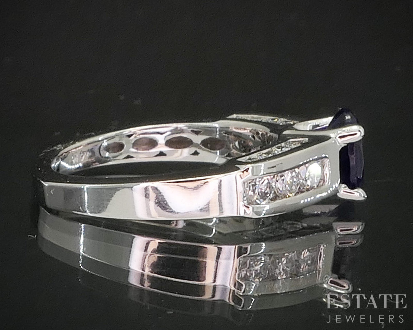 14k White Gold Oval Natural Amethyst & Diamond Ladies Ring 4.3g p15552