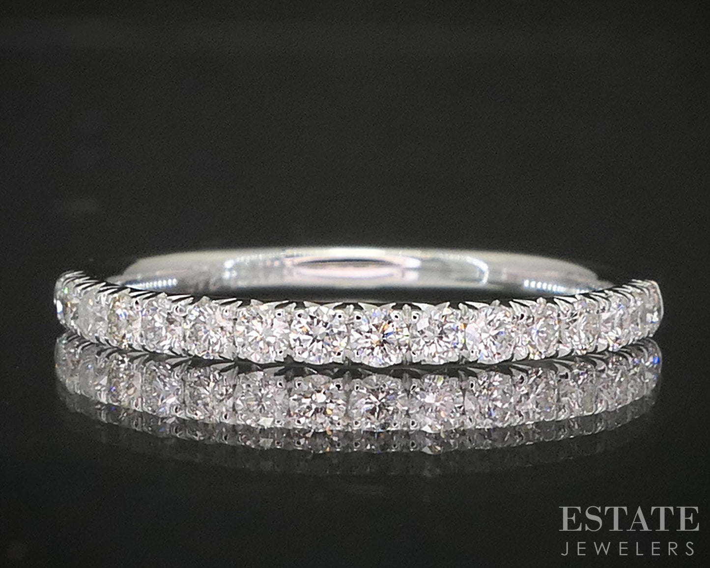 14k White Gold Round Natural .34ctw Diamond Ladies Wedding Band 1.6g p16312