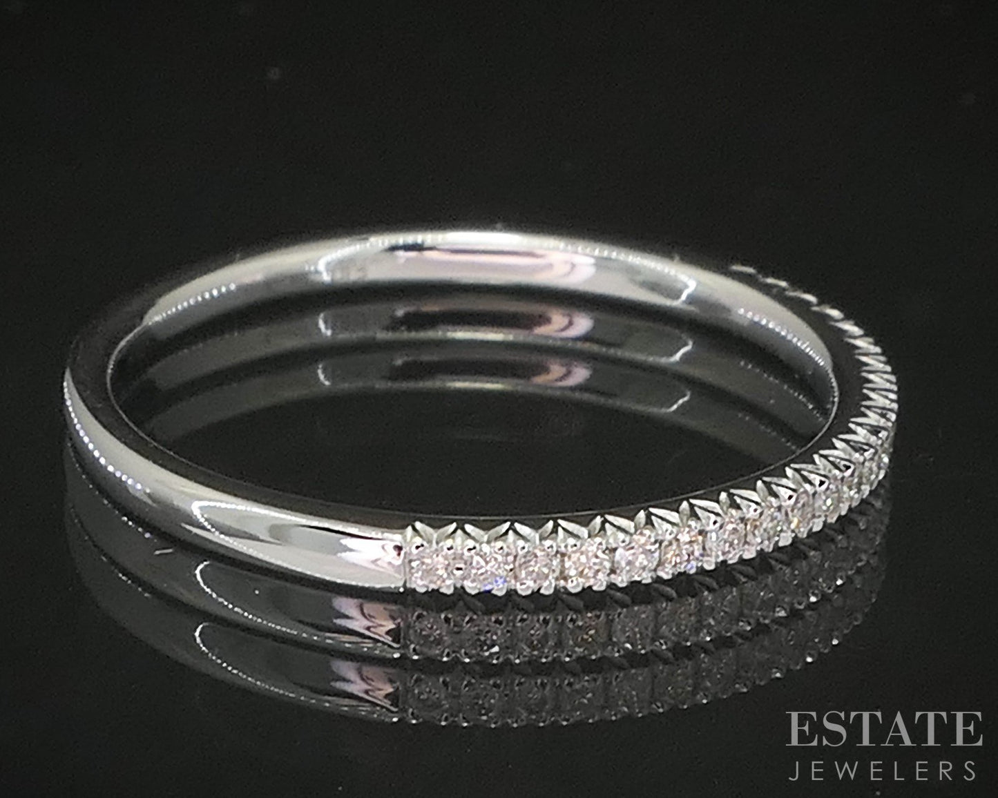 14k White Gold Round Natural .11ctw Diamond Ladies Wedding Band 1.4g p16308