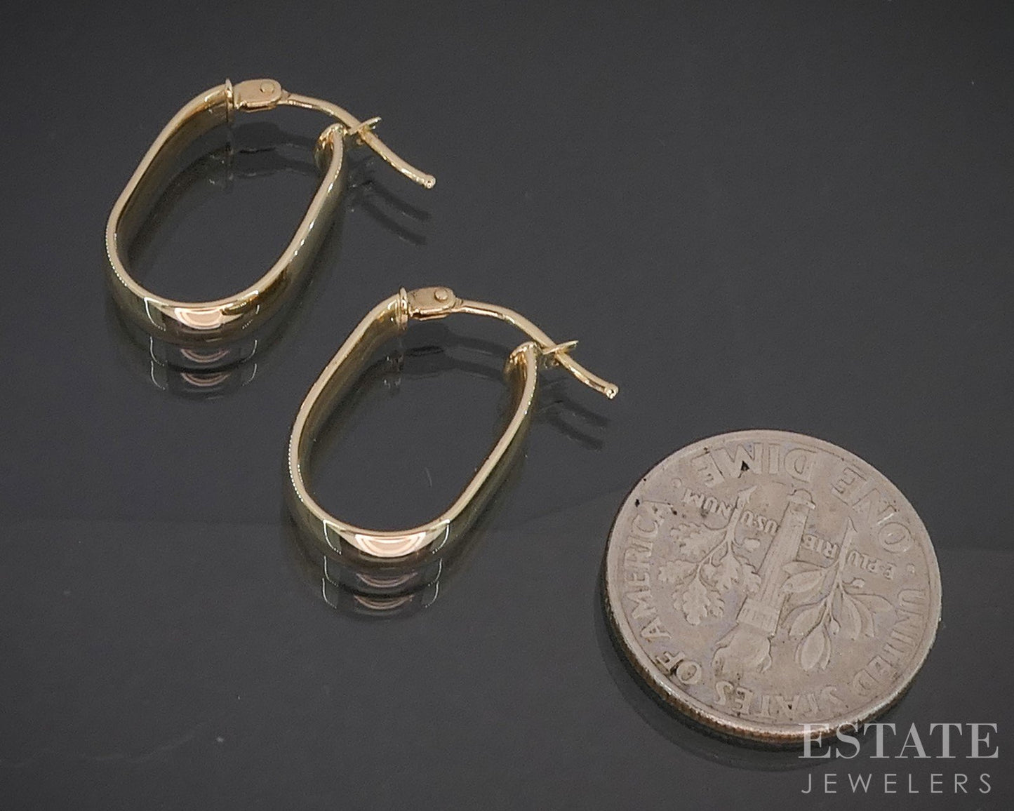 14k Yellow Gold Oblong Hoop Huggie Ladies Earrings 1.0g p16593b