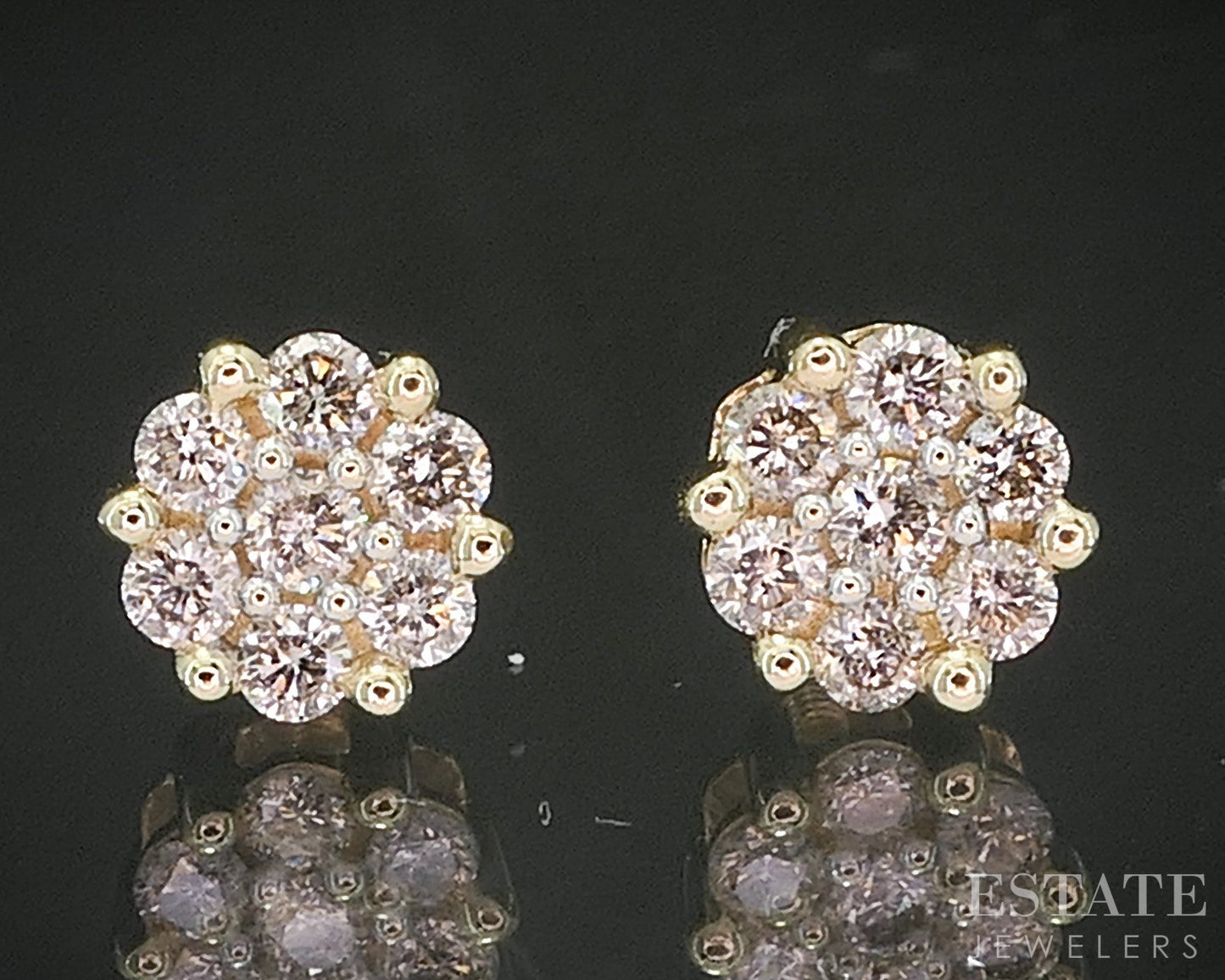 10k Yellow Gold Round Natural .07ctw Diamond Cluster Stud Earrings 0.7g p16664b