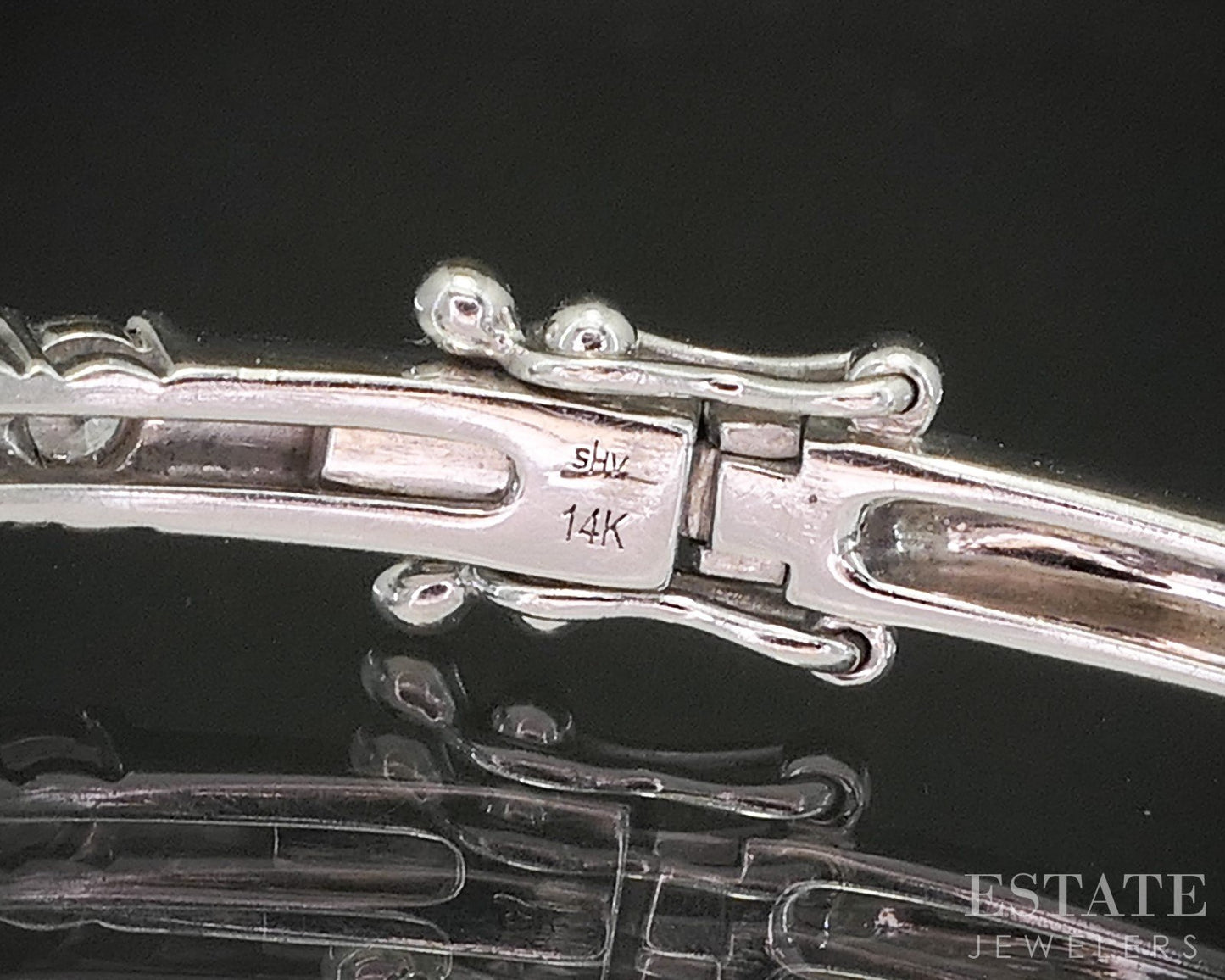 14k White Gold Round Natural .59ctw Diamond Hinged Bangle Bracelet 7.4g p92411