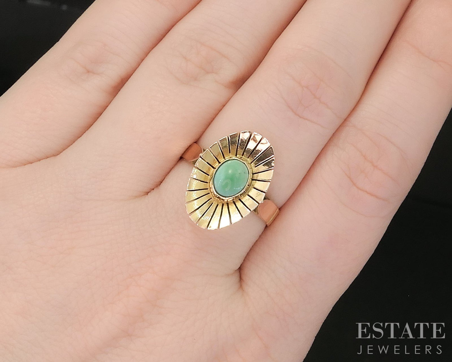 Vintage 18k Yellow Gold Oval Natural Turquoise Ladies Shield Ring 3.7g p17366