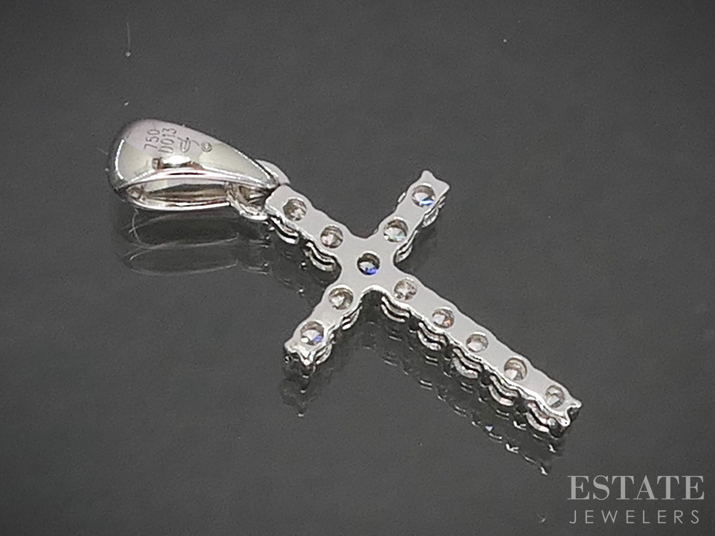 18k White Gold Natural .13ctw Diamond Cross Pendant 0.5g p18056b
