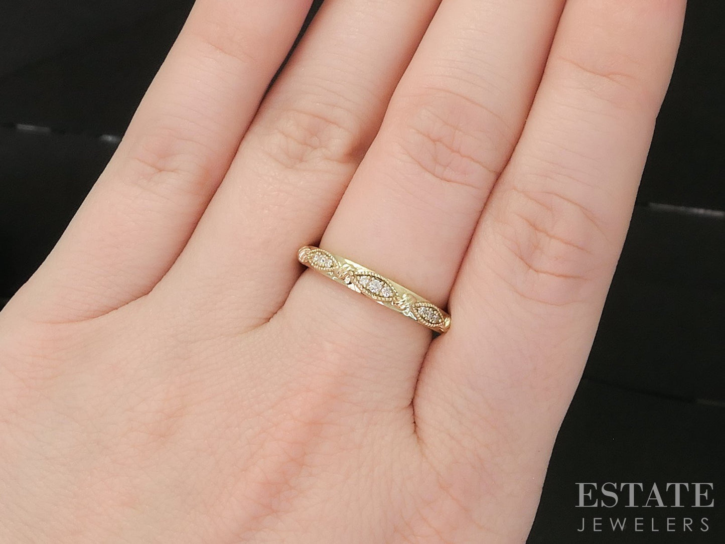 10k Yellow Gold Natural .09ctw Diamond Ladies Wedding Band 2.0g p18117b