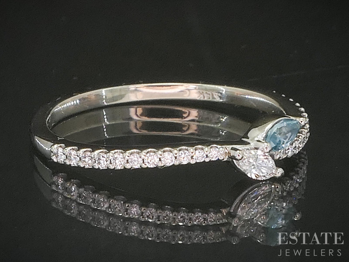 14k White Gold Natural Blue Topaz & Diamond Ladies Band Ring 1.8g p18199b