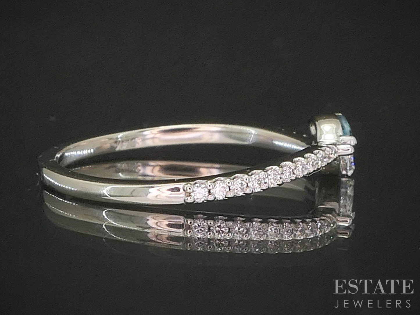 14k White Gold Natural Blue Topaz & Diamond Ladies Band Ring 1.8g p18199b