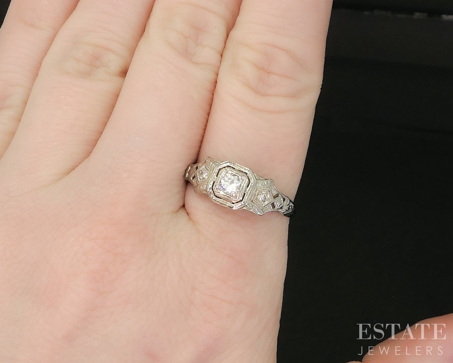 Antique 18k White Gold Transitional Natural .12ct Diamond Filigree Ring p15844