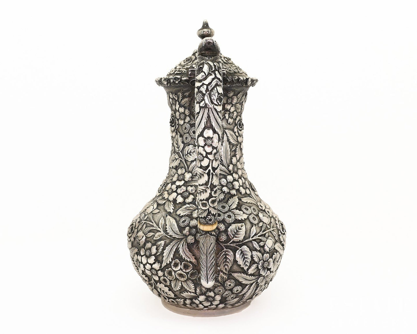 Antique Sterling Silver 1916 Stieff Repoussé Coffee Pot 8" 576g p18865