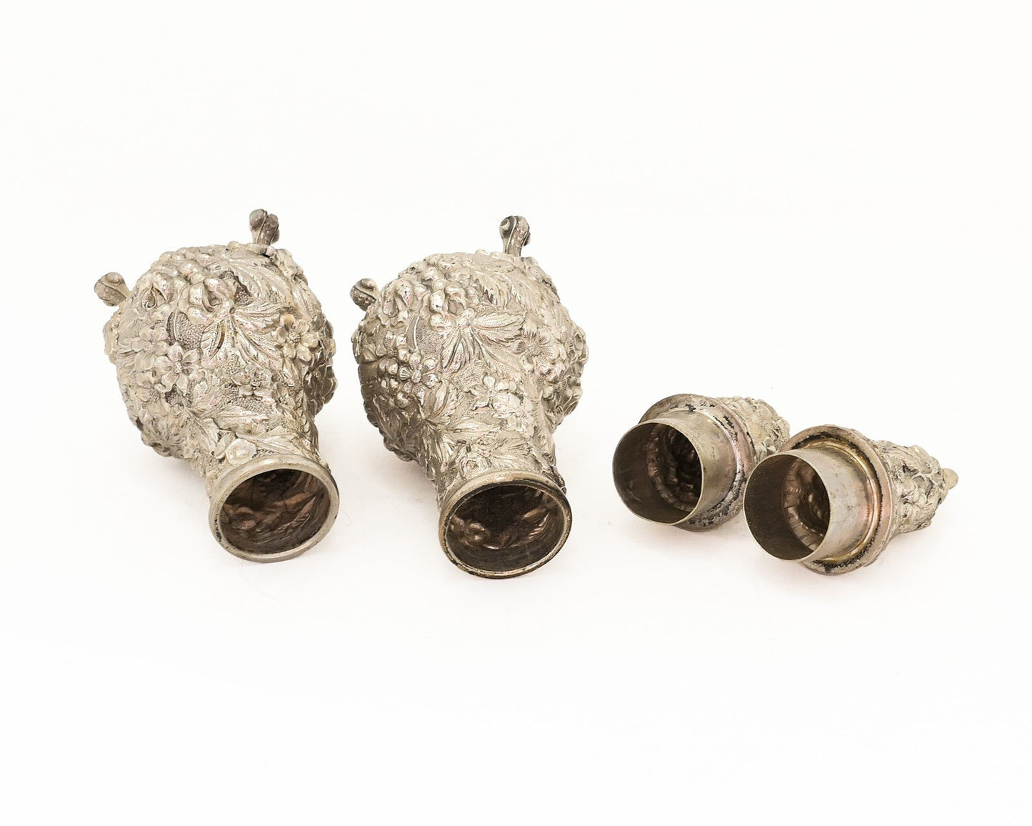 Antique Sterling Silver 1916 Stieff Repoussé Salt Pepper Shaker Set 216g p18861