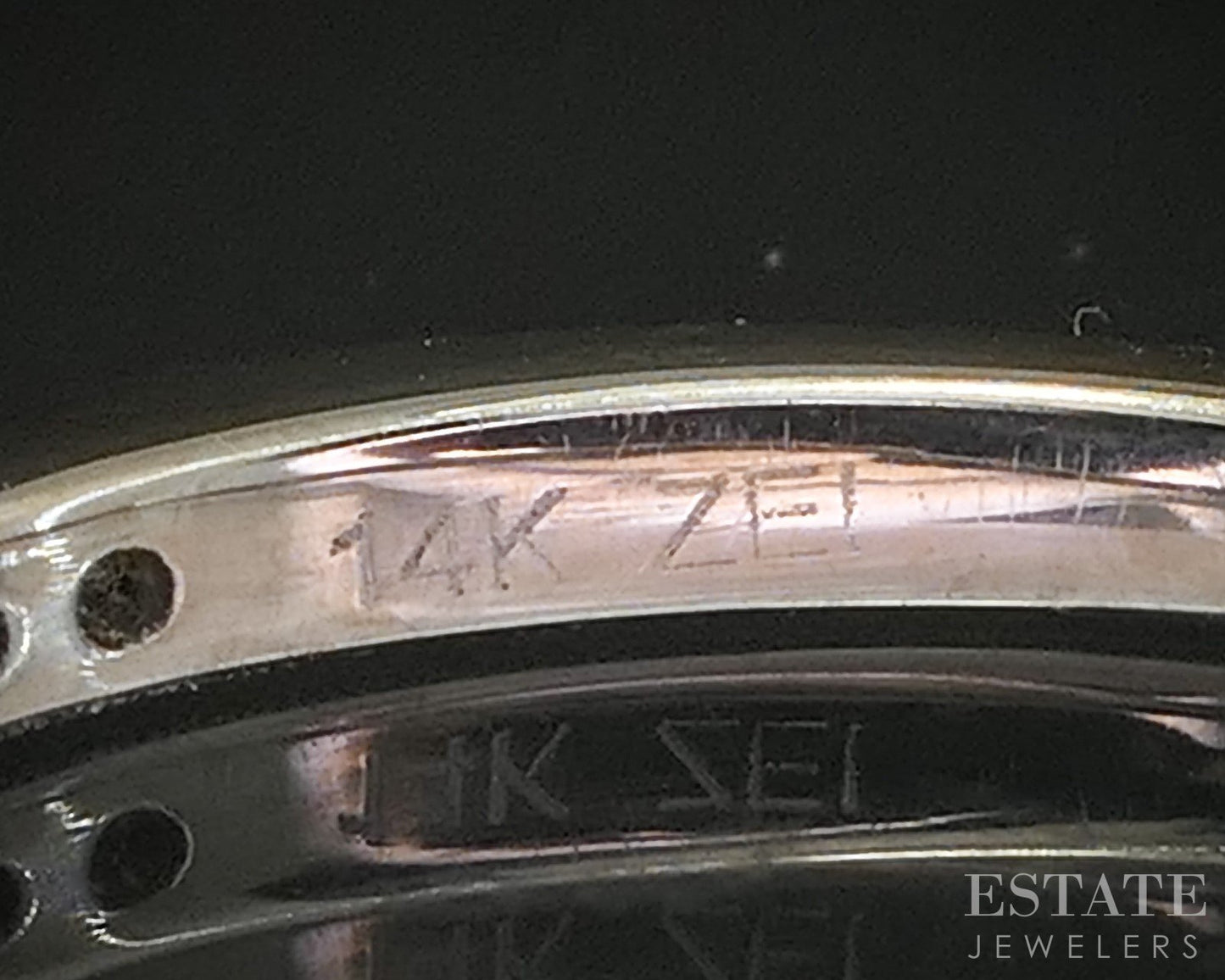 14k White Gold Natural .08ctw Diamond Ladies Wedding Band 2.0g p19109